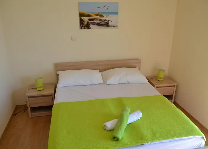 Suncana Sara 3* Tucepi
