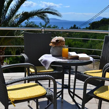 Suncana Sara 3* 图彻皮